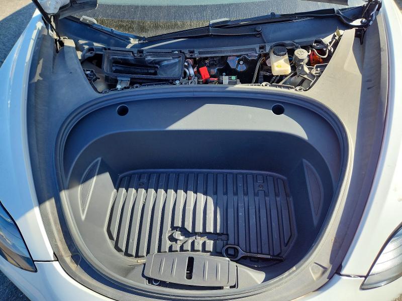 Photo 11 from auction – 2023 TESLA MODEL 3 with VIN 5YJ3E1EA3PF560564
