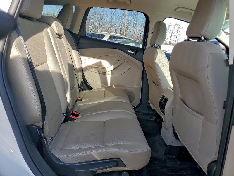 Photo 11 from auction – 2019 FORD ESCAPE SE with VIN 1FMCU9GD2KUC43153