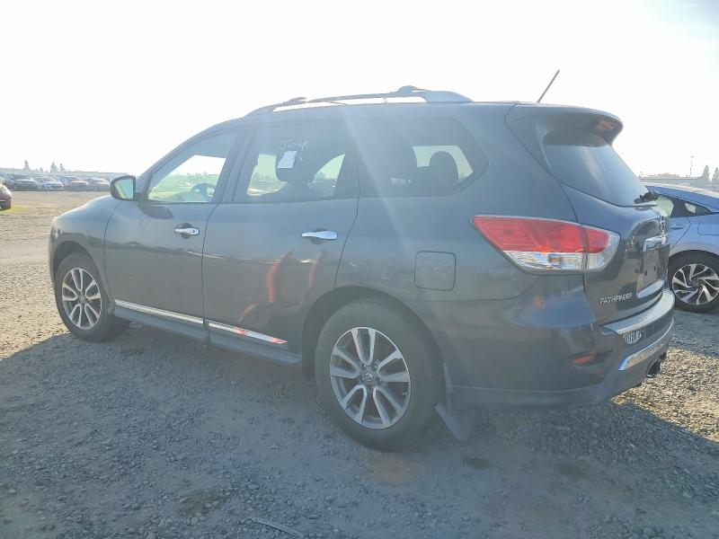 Photo 2 from auction – 2014 NISSAN PATHFINDER with VIN 5N1AR2MN7EC604111
