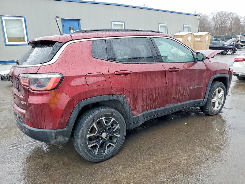 Photo 3 from auction – 2022 JEEP COMPASS LA with VIN 3C4NJDBB5NT126373