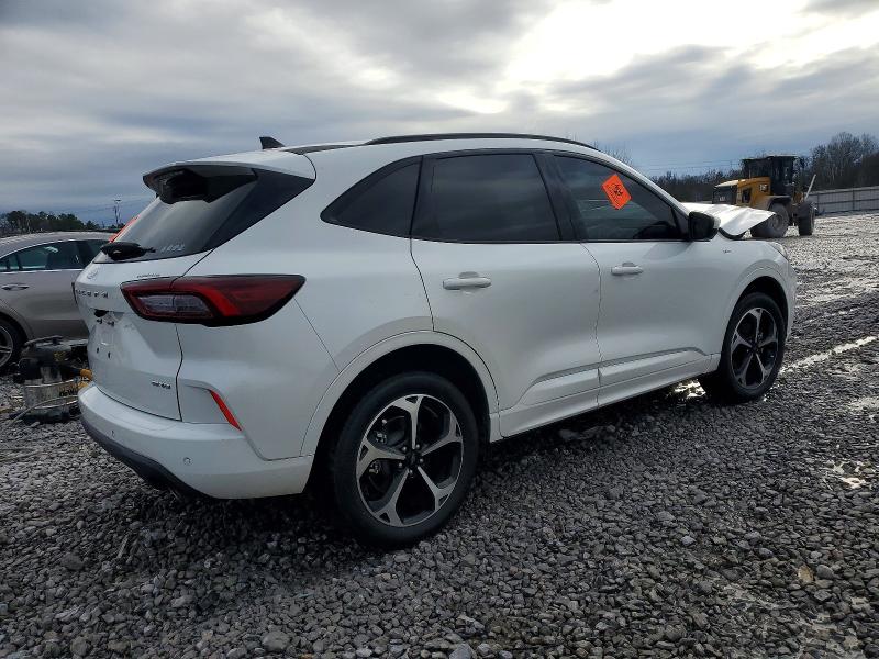 Photo 3 from auction – 2023 FORD ESCAPE with VIN 1FMCU9NA3PUA66922