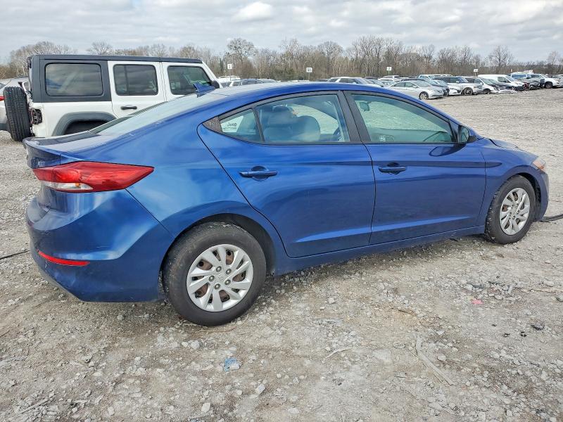 Photo 3 from auction – 2017 HYUNDAI ELANTRA SE with VIN 5NPD74LF2HH153580