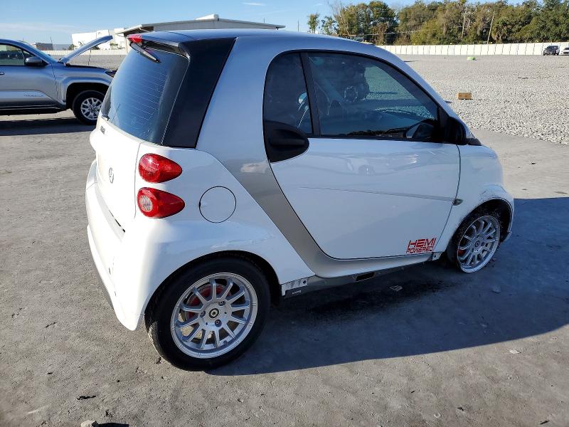 Photo 3 from auction – 2013 SMART FORTWO PUR with VIN WMEEJ3BA6DK606442