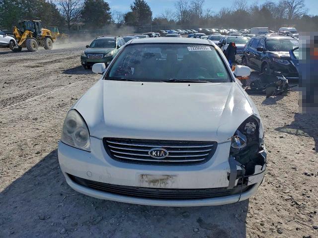 Photo 5 from auction – 2007 KIA OPTIMA LX with VIN KNAGE123575122179