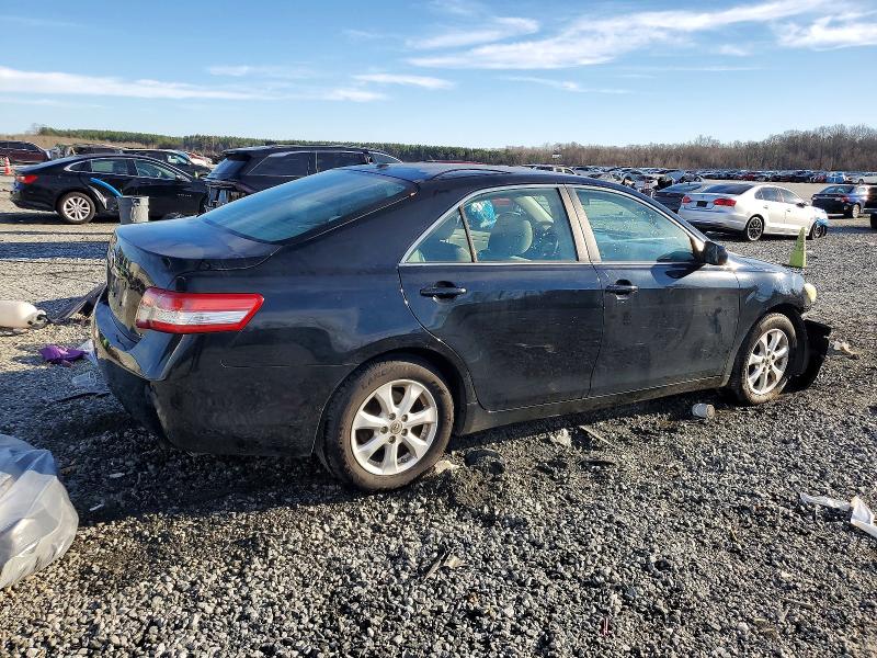 Снимка 3 от търг – 2011 TOYOTA CAMRY с VIN 4T1BF3EK3BU203636