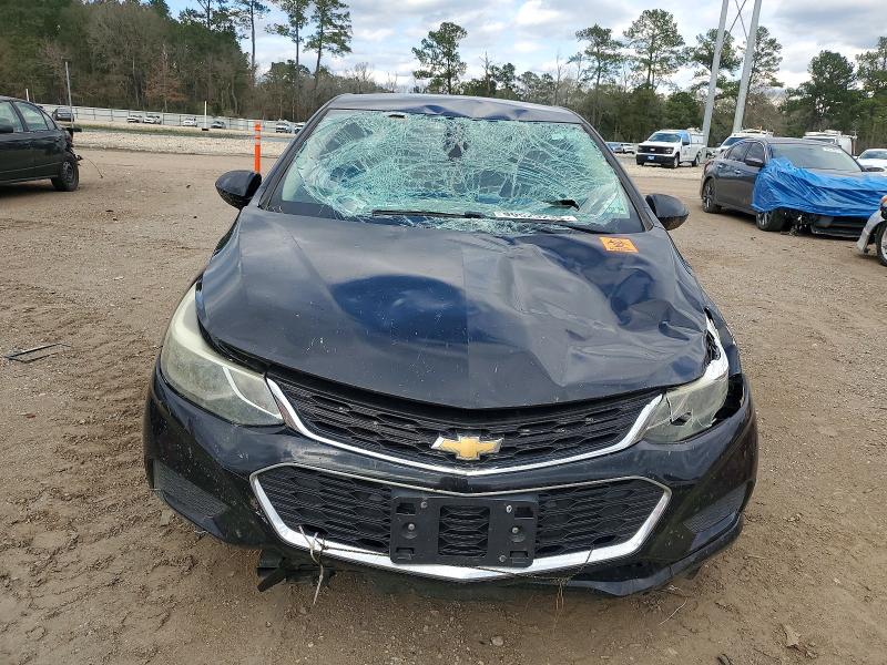 Photo 5 from auction – 2017 CHEVROLET CRUZE LT with VIN 3G1BE6SM2HS551475