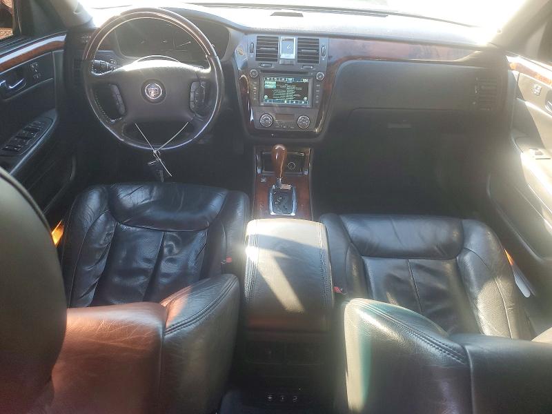 Photo 8 from auction – 2011 CADILLAC DTS with VIN 1G6KH5E69BU112452