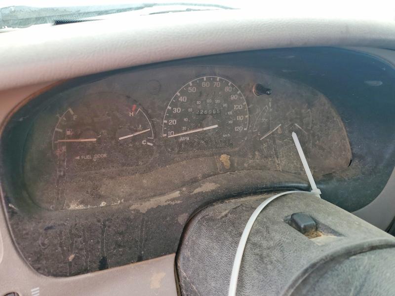 Photo 9 from auction – 1998 FORD RANGER with VIN 1FTYR14C2WPA25811