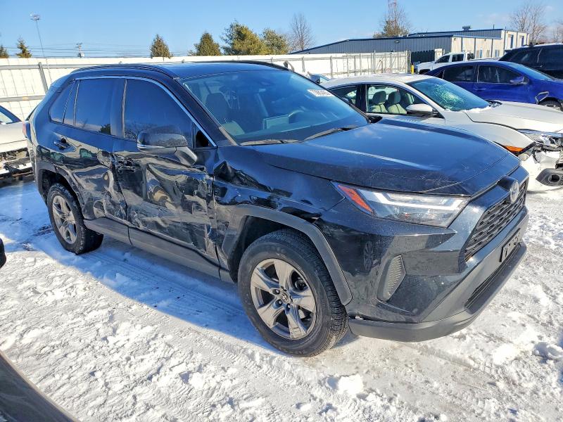 Photo 4 from auction – 2023 TOYOTA RAV4 with VIN 2T3W1RFV4PW258784