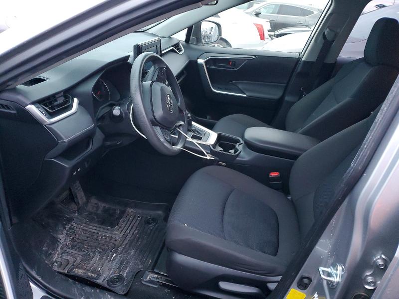 Photo 7 from auction – 2019 TOYOTA RAV4 LE with VIN JTMG1RFV0KJ004792