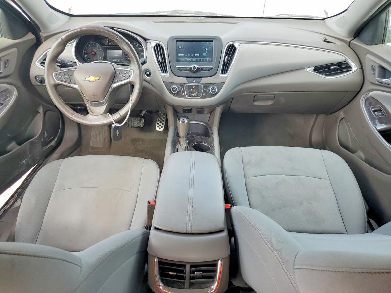 Photo 8 from auction – 2016 CHEVROLET MALIBU LT with VIN 1G1ZE5ST0GF295033