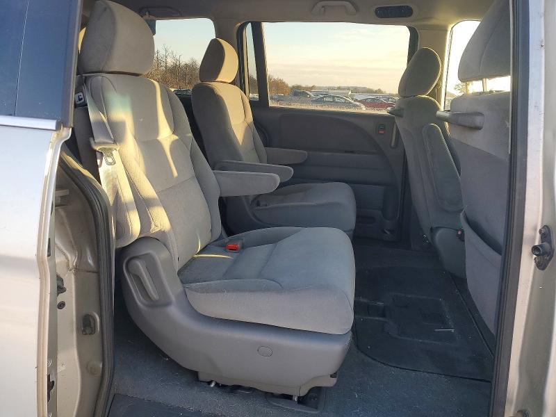 Photo 11 from auction – 2005 HONDA ODYSSEY with VIN 5FNRL38265B056121