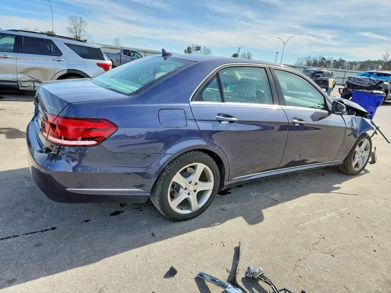 Photo 3 from auction – 2014 MERCEDES-BENZ E 250 BLUE with VIN WDDHF0EB2EB001440