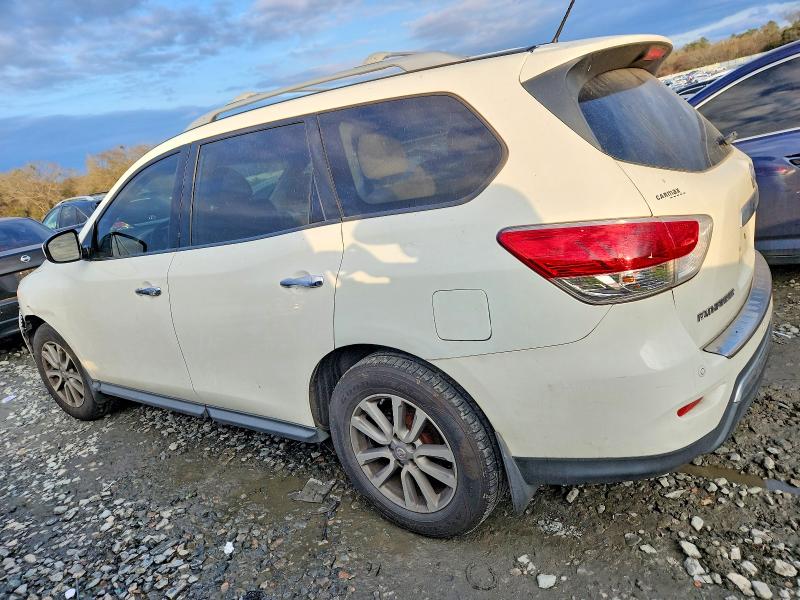 Photo 2 from auction – 2016 NISSAN PATHFINDER with VIN 5N1AR2MN3GC651381