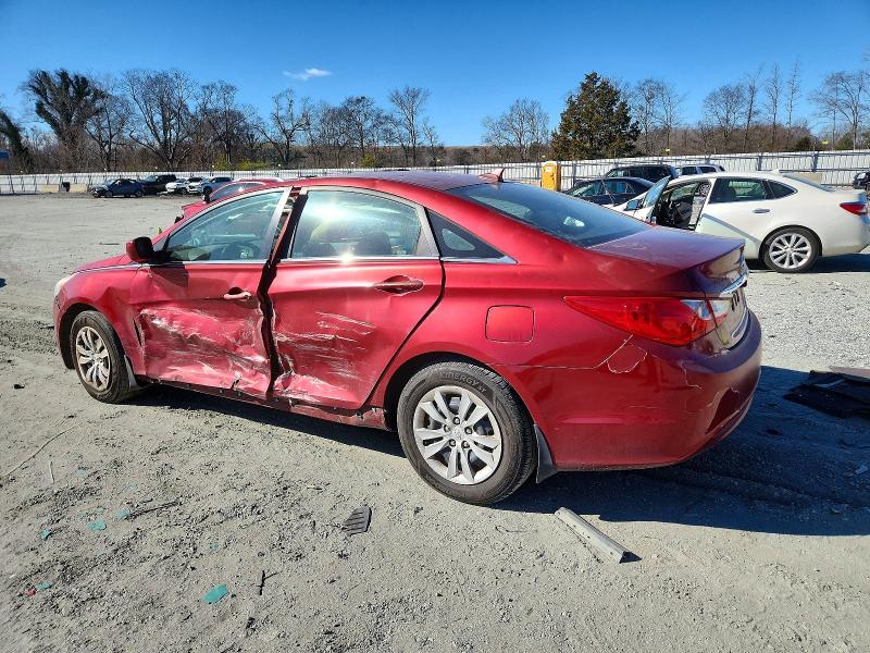 Photo 2 from auction – 2011 HYUNDAI SONATA with VIN 5NPEB4ACXBH276417