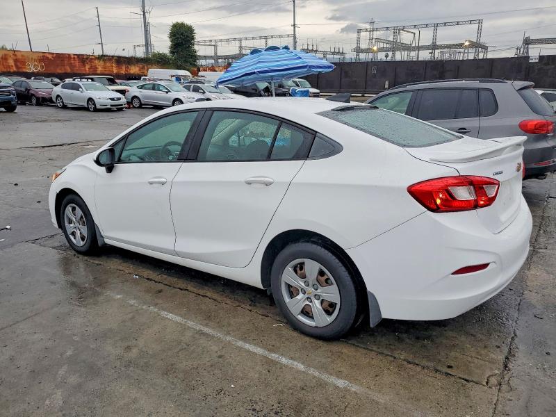 Photo 2 from auction – 2017 CHEVROLET CRUZE LS with VIN 3G1BC5SM6HS571115