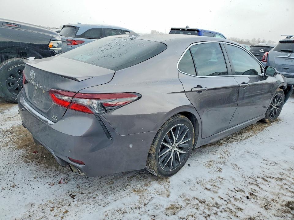 Photo 3 from auction – 2023 TOYOTA CAMRY with VIN 4T1G11BK9PU074368