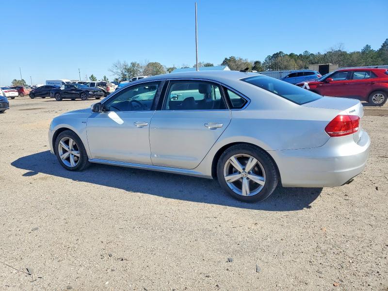Photo 2 from auction – 2015 VOLKSWAGEN PASSAT S with VIN 1VWAS7A34FC099829