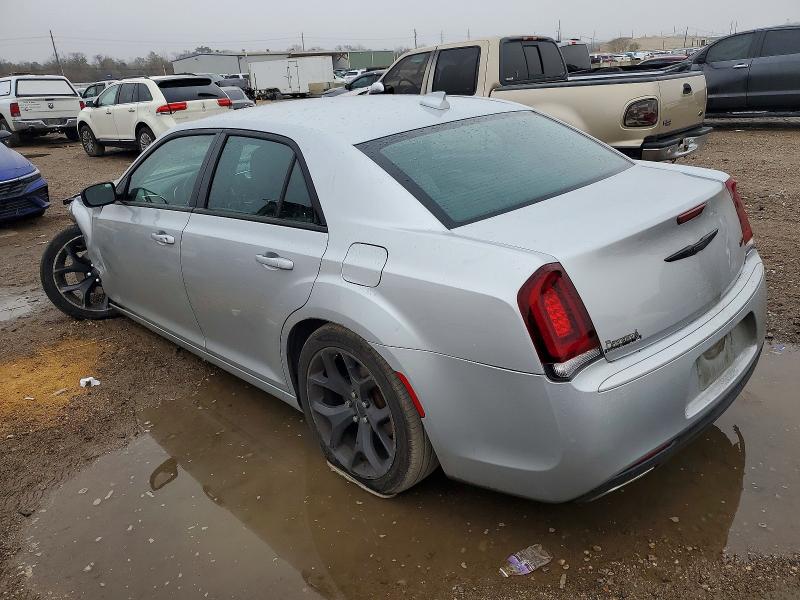 Photo 2 from auction – 2021 CHRYSLER 300 with VIN 2C3CCAAG1MH580189