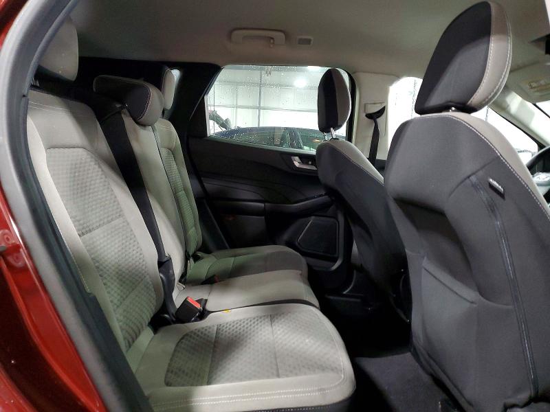 Photo 11 from auction – 2021 FORD ESCAPE SE with VIN 1FMCU9G64MUA00965