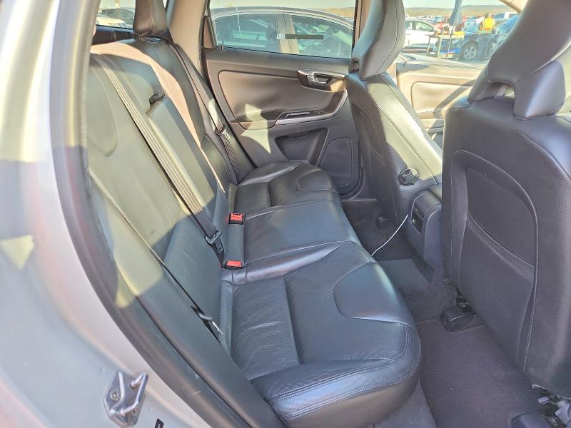 Photo 10 from auction – 2014 VOLVO XC60 T6 with VIN YV4902DZ5E2500577