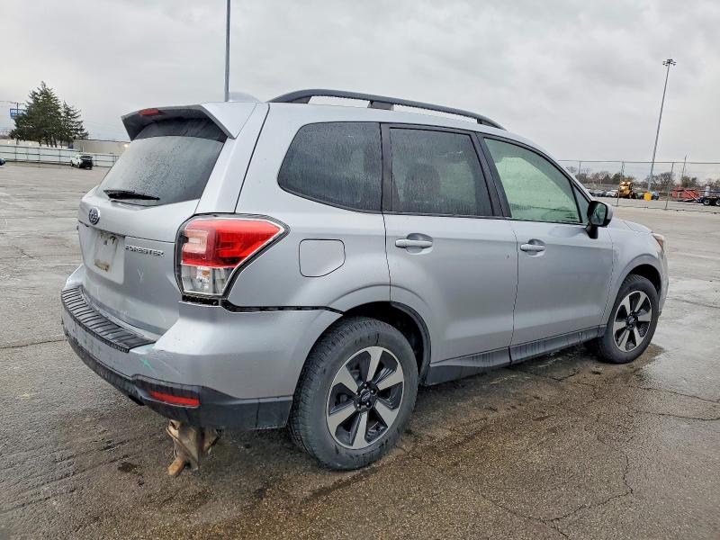 Photo 3 from auction – 2018 SUBARU FORESTER 2 with VIN JF2SJAGC1JH571688