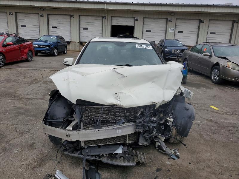 Photo 5 from auction – 2012 MERCEDES-BENZ C with VIN WDDGF8BB5CA630269