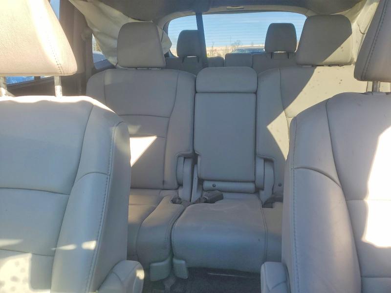 Photo 10 from auction – 2019 HONDA PILOT with VIN 5FNYF5H53KB005258
