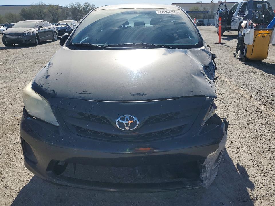 Photo 5 from auction – 2012 TOYOTA COROLLA with VIN JTDBU4EE0C9176782