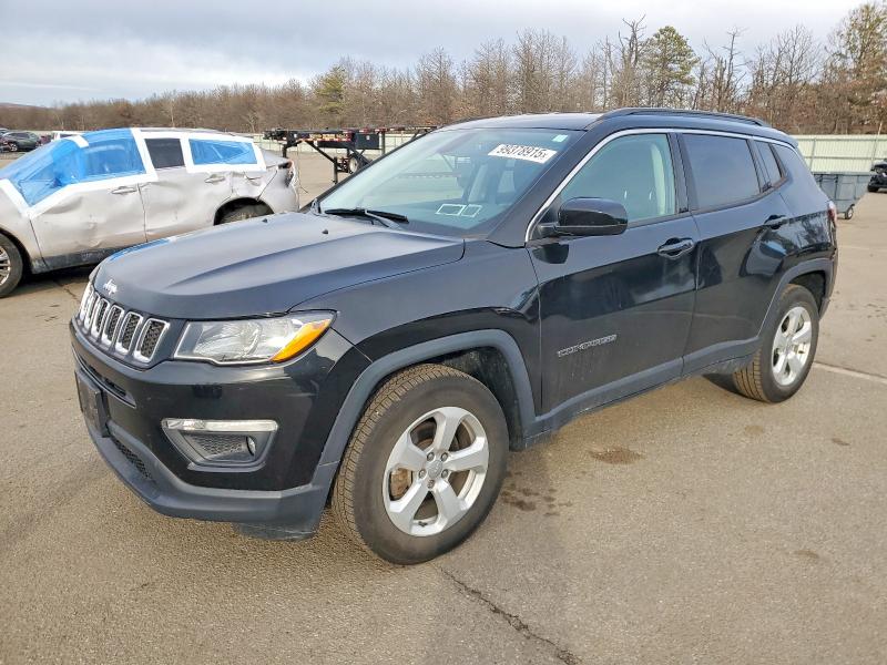 JEEP COMPASS 2019 with VIN 3C4NJDBB3KT653436 - Photo from auction