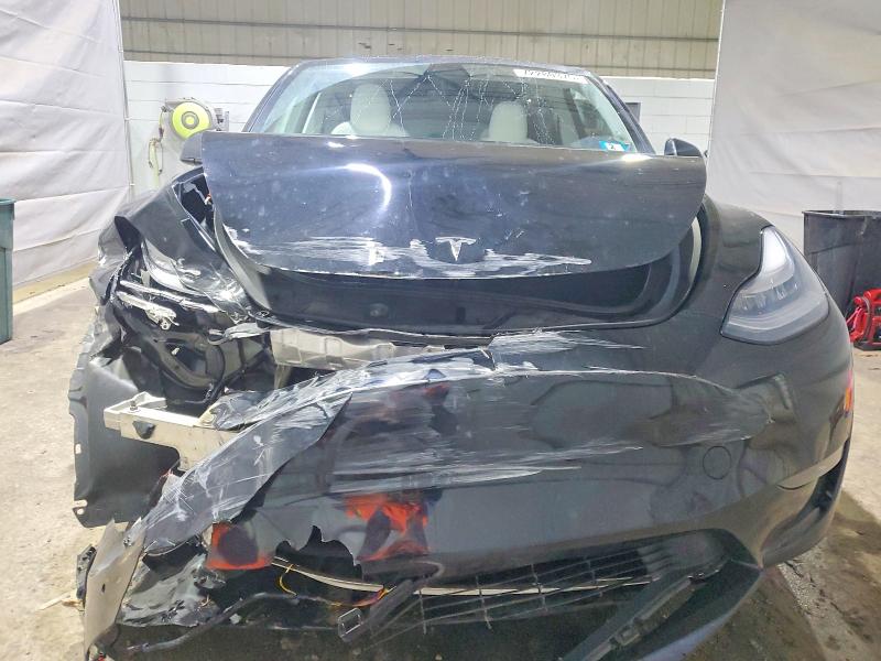 Photo 5 from auction – 2021 TESLA MODEL Y with VIN 5YJYGDEE4MF195599