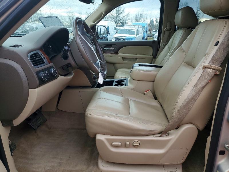 Снимка 7 от търг – 2011 CHEVROLET TAHOE K150 с VIN 1GNSKBE02BR354552