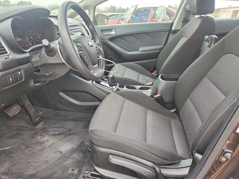 Photo 7 from auction – 2017 KIA FORTE LX with VIN 3KPFK4A74HE157122