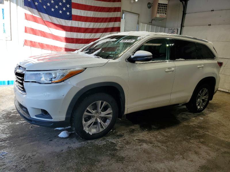 TOYOTA HIGHLANDER 2014 z numerem VIN 5TDJKRFH3ES015788 - Zdjęcie z aukcji