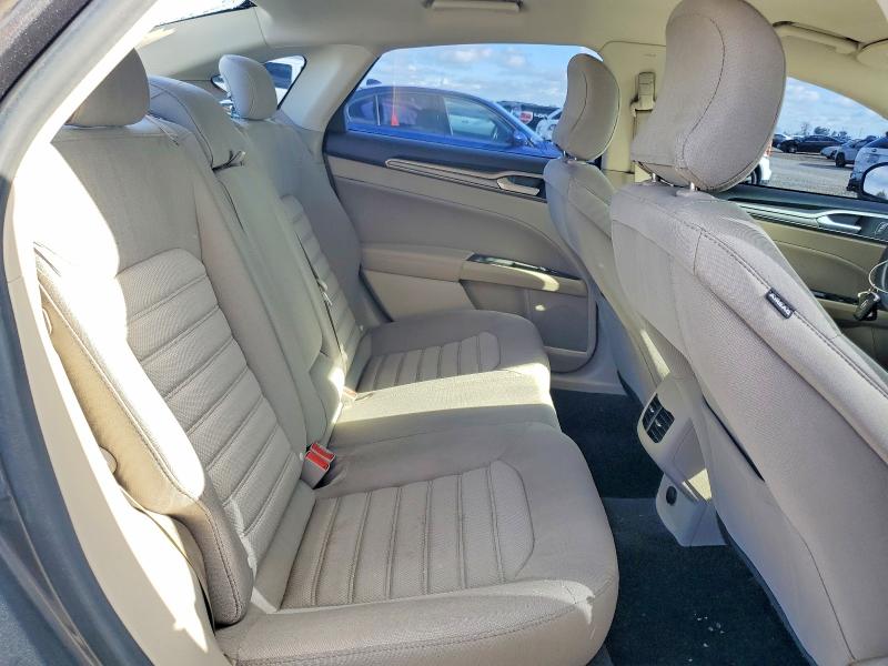 Photo 10 from auction – 2019 FORD FUSION SE with VIN 3FA6P0HD1KR201413