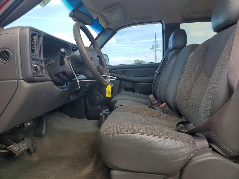 Photo 7 from auction – 2003 CHEVROLET SILVERADO with VIN 1GCEC19V53Z166676