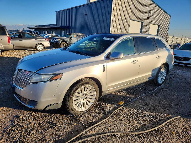 LINCOLN MKT 2012 with VIN 2LMHJ5AT4CBL54841 - Photo from auction