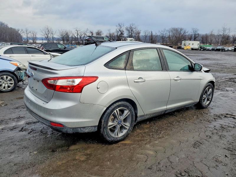 Photo 3 from auction – 2014 FORD FOCUS SE with VIN 1FADP3F23EL401660