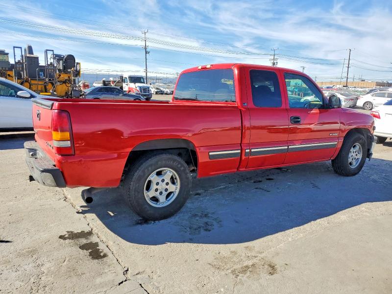 Photo 3 from auction – 1999 CHEVROLET SILVERADO with VIN 2GCEC19T8X1101320