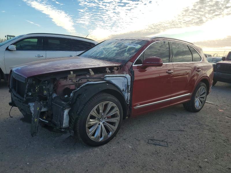 Photo 1 from auction – 2021 BENTLEY BENTAYGA with VIN SJAAM2ZV9MC036066