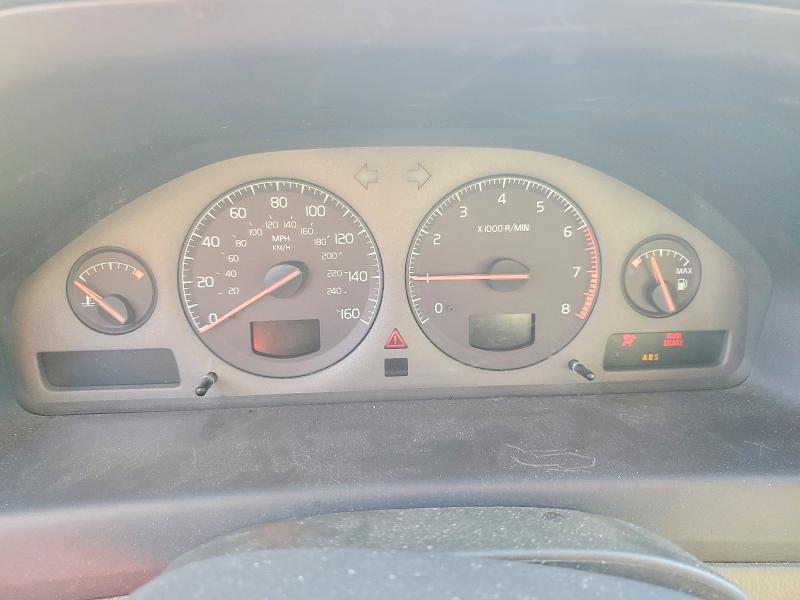 Photo 9 from auction – 2003 VOLVO S60 with VIN YV1RS61T332253216