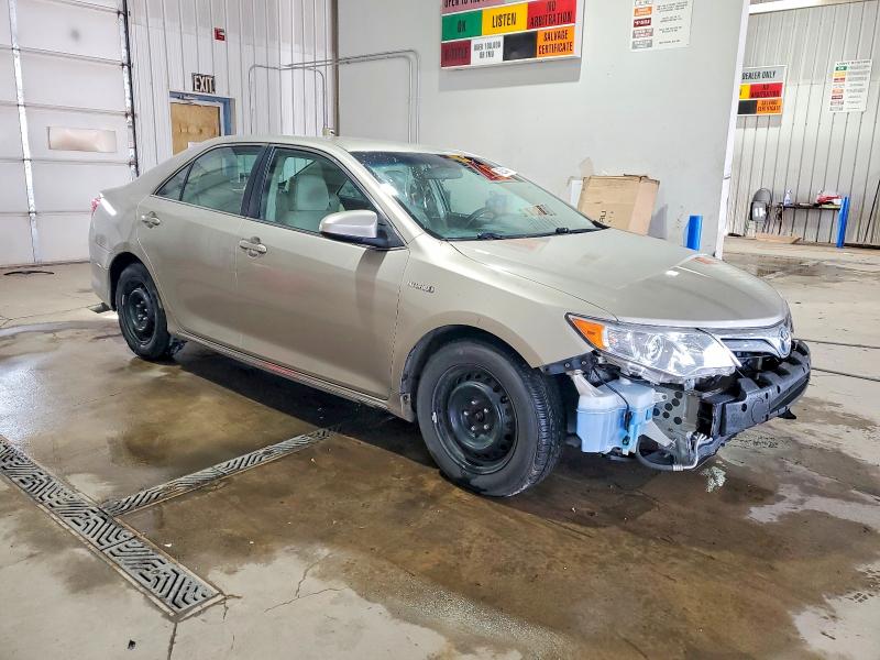 Photo 4 from auction – 2014 TOYOTA CAMRY HYBR with VIN 4T1BD1FK4EU124506