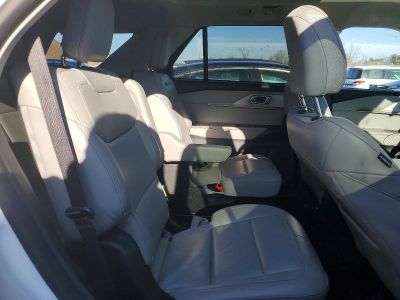 Photo 11 from auction – 2025 FORD EXPLORER with VIN 1FMUK8DH2SGA98822