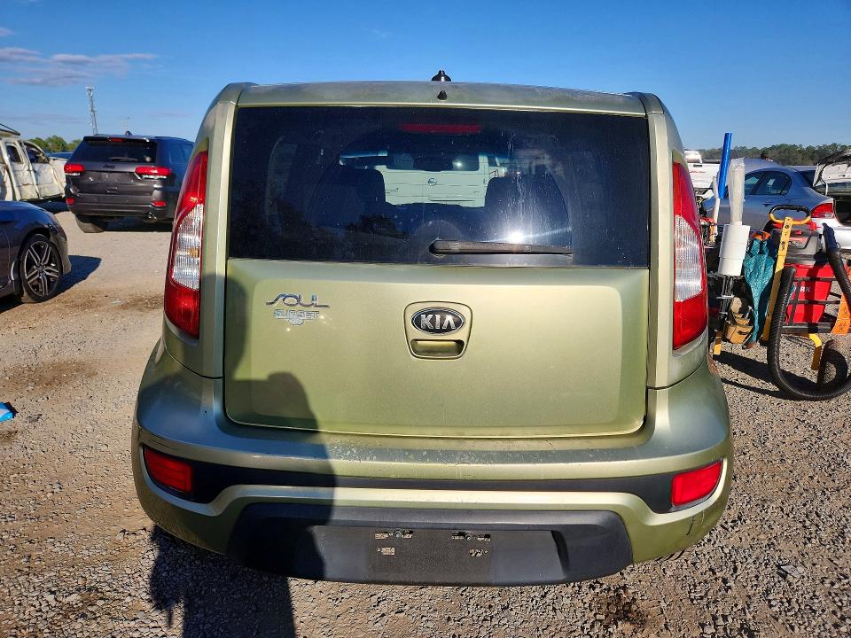 Photo 6 from auction – 2013 KIA SOUL with VIN KNDJT2A57D7554070
