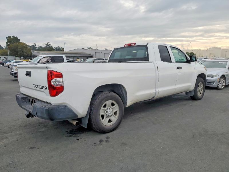 Photo 3 from auction – 2019 TOYOTA TUNDRA DOU with VIN 5TFTY5F15KX010794