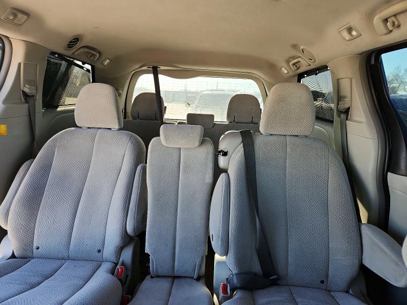 Photo 10 from auction – 2012 TOYOTA SIENNA LE with VIN 5TDKK3DC6CS177582
