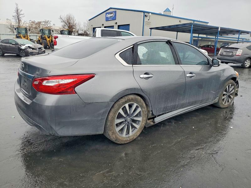 Photo 3 from auction – 2017 NISS ALTIMA with VIN 1N4AL3AP8HC287404