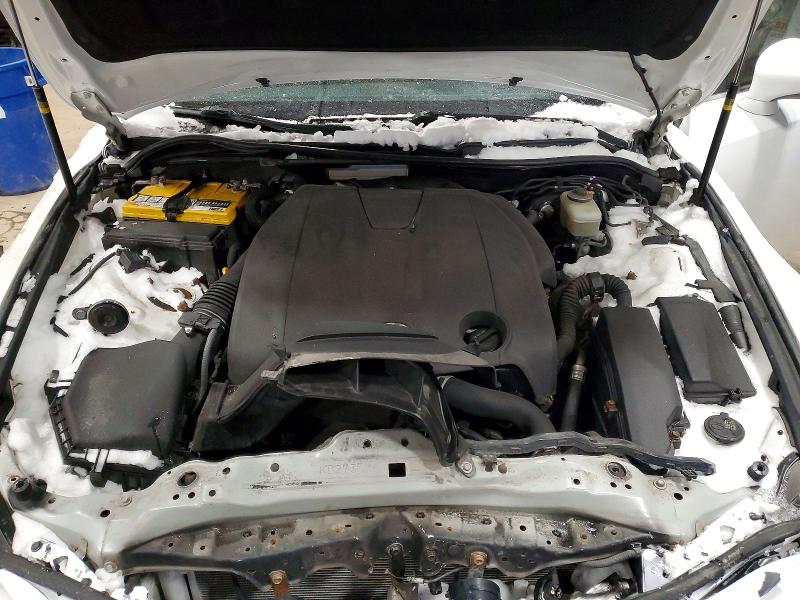 Photo 11 from auction – 2015 LEXUS IS 250 with VIN JTHCF1D23F5027863