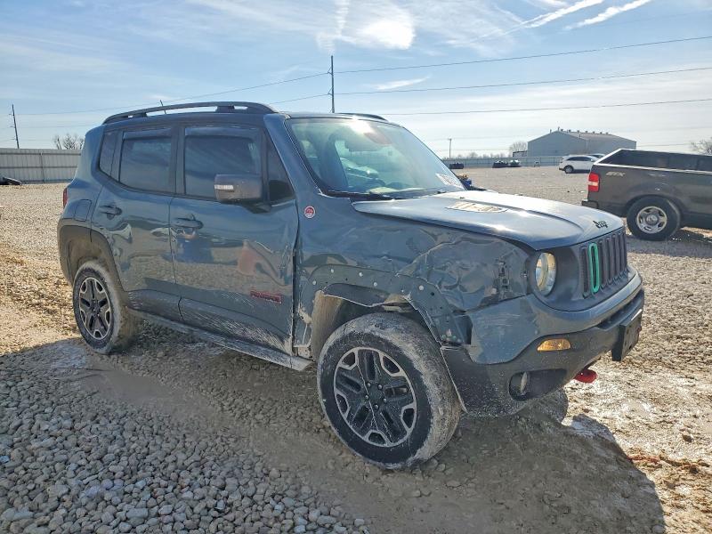 Photo 4 from auction – 2015 JEEP RENEGADE T with VIN ZACCJBCT5FPC25822