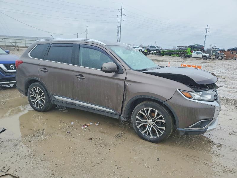 Photo 4 from auction – 2016 MITSUBISHI OUTLANDER with VIN JA4JZ4AX6GZ004812
